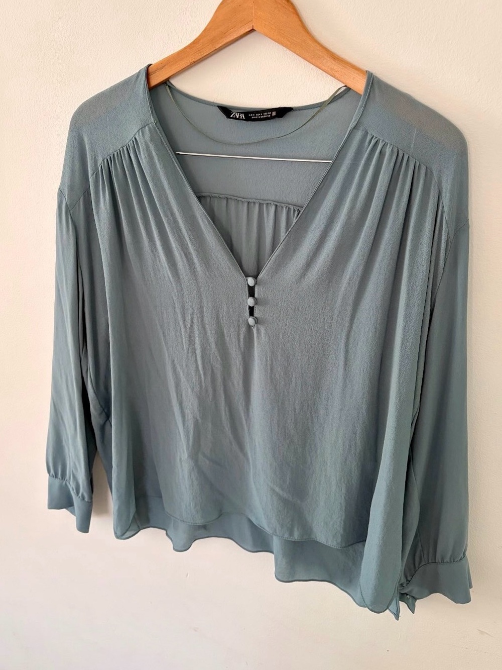 Zara Women's V-Neck Blouse